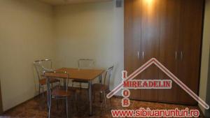 INCHIRIEZ APARTAMENT 2 CAMERE,   ZONA INTEREX