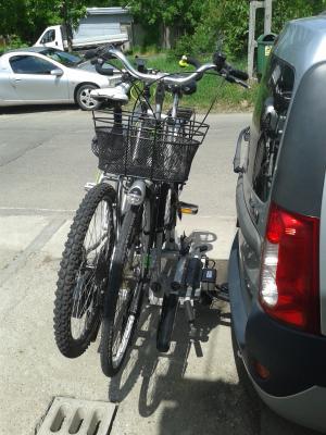 inchiriez suporti biciclete si remorci