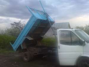 ford tranzit basculabil cu cilindru langa cabina ca la tir  din 2 elementi