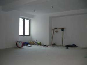 Apartament cu 4 camere - zona Aviatorilor