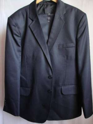 Costume barbati noi reduceri masive