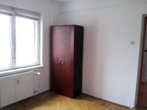 Apartament cu 2 camere - zona Basarabia