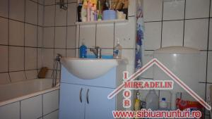 VAND APARTAMENT 2 camere ,   Mihai Viteazu