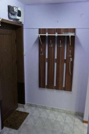 Apartament de 3 camere - Crangasi