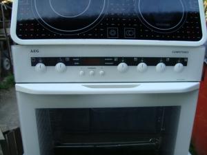Cuptor electric cu plita vitroceramica AEG,    aragaz electric