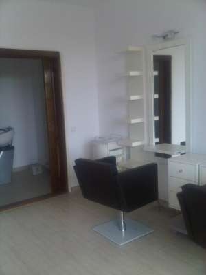 inchiriez post coafor