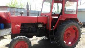 vand tractor u650, plug, disc, semanatoare, grapa stelata