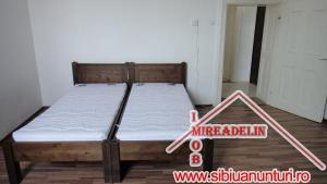 VINDEM APARTAMENT 3 CAMERE,   LA CASA,   ULTRACENTRAL