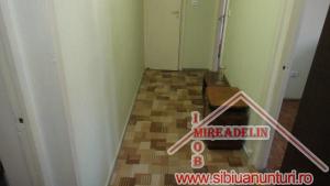 INCHIRIEZ APARTAMENT 2 CAMERE,   STRAND