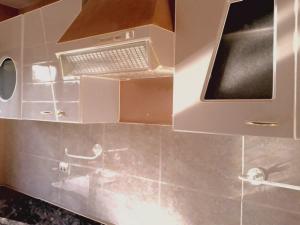 Vand apartament cu 4 camere -Tasnad-SM