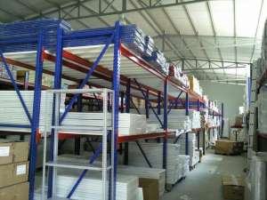 DORALY EXPO MARKET  HALA 3400 mp