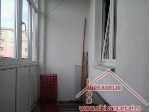 INCHIRIEZ APARTAMENT 4 CAMERE,   MARAMURESULUI