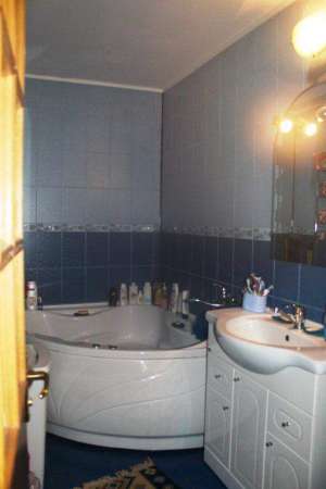 Apartament in bloc - 2 camere - 1-Decembrie