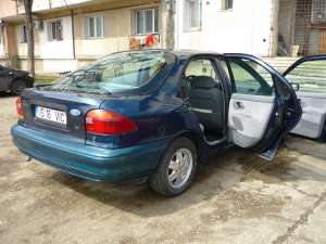 Ford mondeo 1.8 Hachback 16v