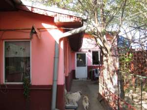 Vand casa zona D-na Ghica