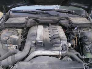 vand sau schimb bmw