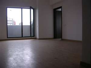 Apartament  cu 3 camere - zona P-ta Muncii