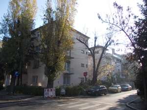 Apartament in bloc - 3 camere - Primaverii