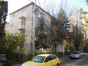 Apartament in bloc - 3 camere - Primaverii