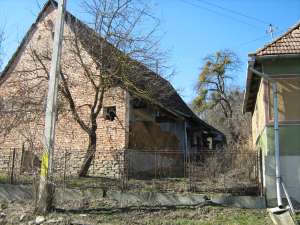 vand casa in loc. Soimusul Mic, com. Sacel, Jud. Harghita