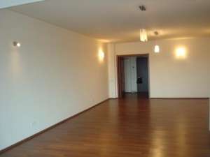 Apartament cu 3 camere - Plevnei