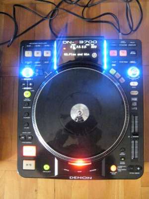 Vand urgent CDJ Denon DNS 3700  Made in Japan