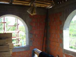 casa in constructie Husi