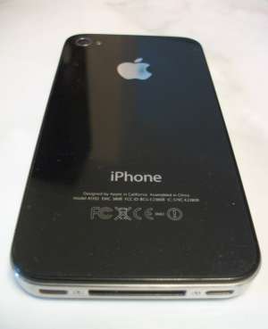 Vand iPhone 4 16GB NEVERLOCKED