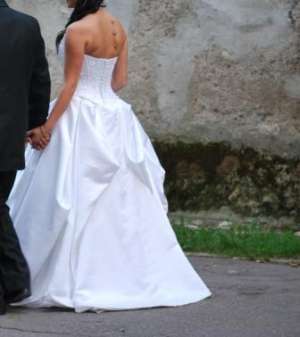 Vand rochie de mireasa SUA