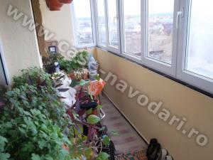 Vanzare apartament 3 camere Navodari peco