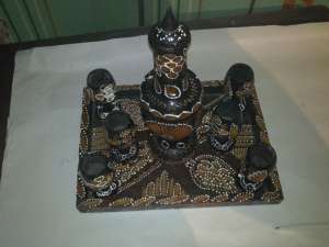 serviciu antic din lemn,  sculptat