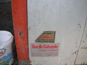 Cabina de vopsit  / tel: 0753-560052 /
