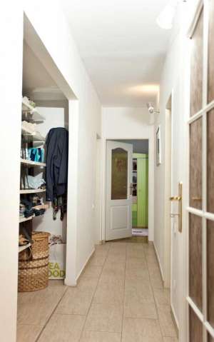 Vand apartament 4 camera Iancului
