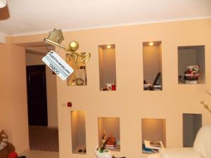 Apartament cu 3 camere ,   zona Turnisor
