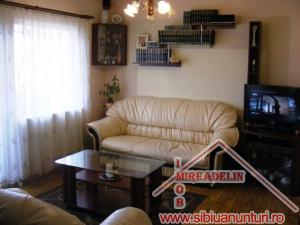 INCHIRIEM MANSARDA 2 CAMERE,   CARTIER TEREZIAN