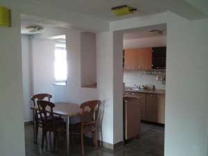 INCHIRIEZ APARTAMENT VILA