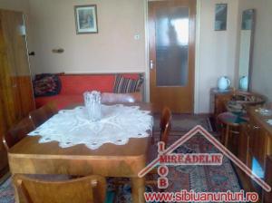 URGENT!!! VAND APARTAMENT 3 CAMERE,   B-dul M. VITEAZU