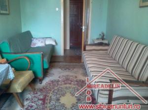 URGENT!!! VAND APARTAMENT 3 CAMERE,   B-dul M. VITEAZU