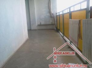 URGENT!!! VAND APARTAMENT 3 CAMERE,   B-dul M. VITEAZU