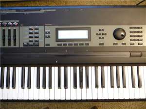 VIND KURZWEIL k2600S.K2000VP;VIND ZIP DRIVE ROLAND