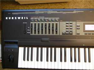 VIND KURZWEIL k2600S.K2000VP;VIND ZIP DRIVE ROLAND
