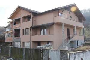 constructii case,   spatii comerciale