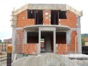 constructii case,   spatii comerciale