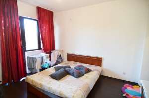Vand Apartament 3cam zona Casa scanteii damaroaia
