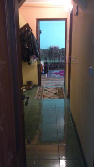 Casa Lux,   vinde apartament 2 camere,   Frumoasa
