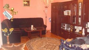 Casa cu 2 camere ,   zona Gusterita