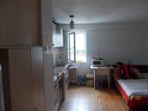 Casa Lux,   vinde apartament 2 camere,   zona Mircea cel Batran