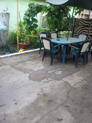Vand casa cu gradina  in Lovrin,       Timis