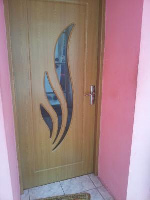 Vand casa cu gradina  in Lovrin,       Timis