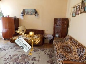 Casa de vanzare ,   in zona Vama Veche